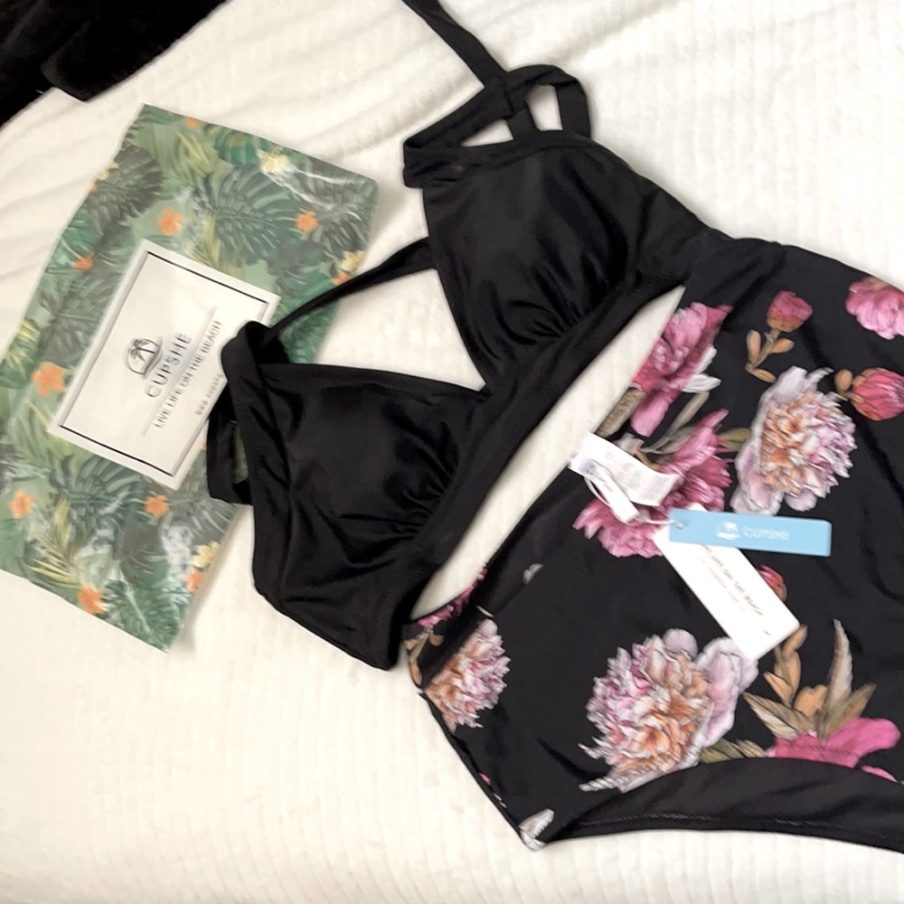 Cupshe bikini set size